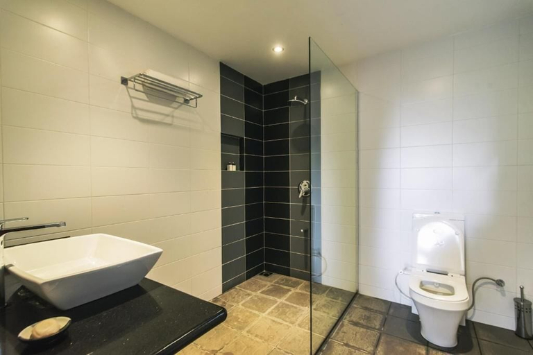 Bathroom 4, Villa Thuya, Balapitiya
