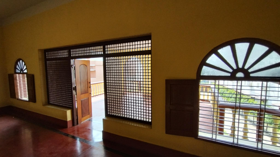 Others 4, Bequest Stays, Puri