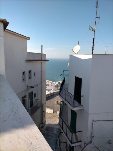 Others 4, B&B vista mare, Foggia