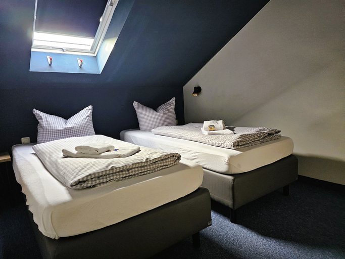 Bedroom 17