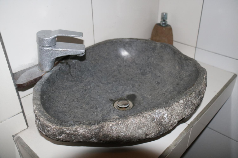 Bathroom 8