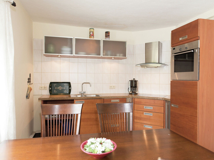 Private kitchen 5, Majestic Stay in Deutschneudorf, Erzgebirgskreis