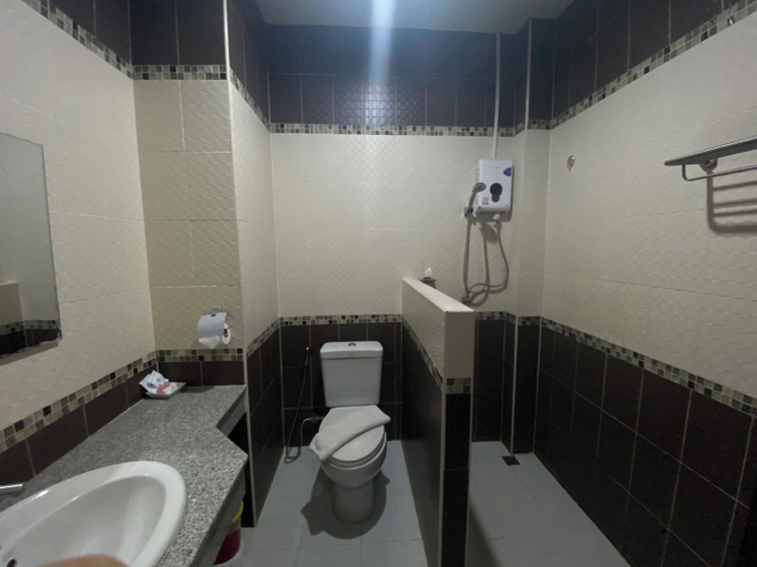 Bathroom 3, Happyroom Airport Chiangrai, Muang Chiang Rai