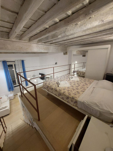 Bedroom 4, La casa di Ginger, Savona