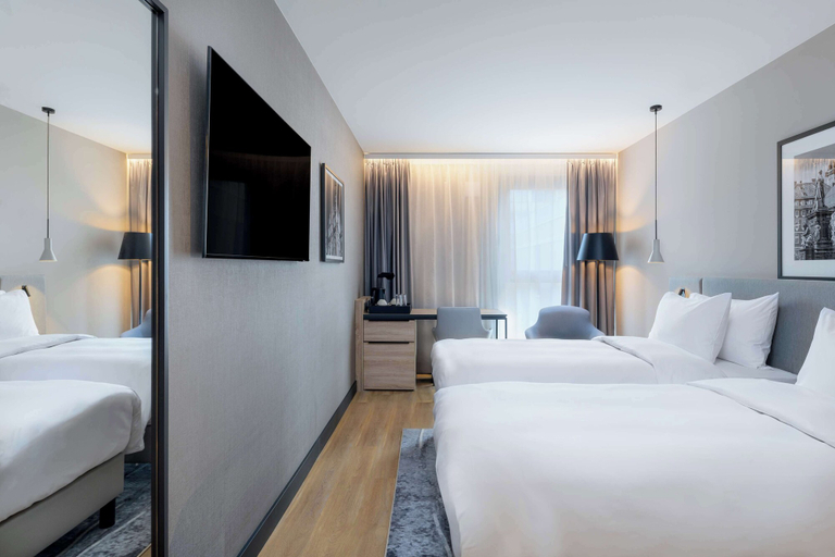 Bedroom 2, Radisson Hotel Graz, Graz