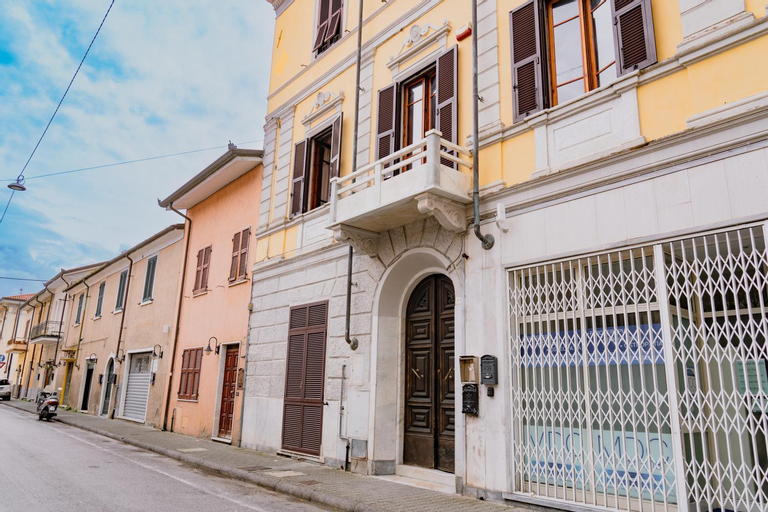 Exterior & Views 1, Casa vacanze Floria, Massa Carrara