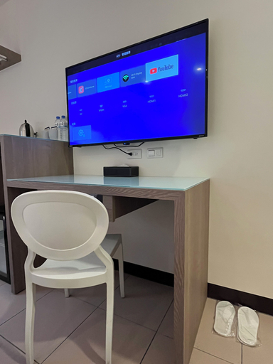 Others 4, FULL STAY, Taipei City