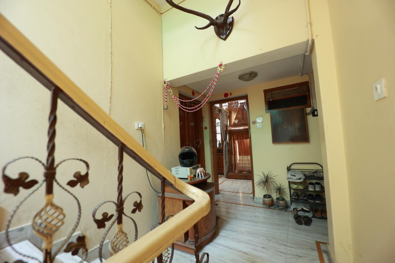 Others 2, Kapoor Sahab Homestay it's a home away from home., Varanasi