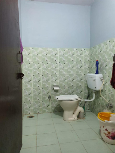 Bathroom 3, Utsav Riverbank Homestay, Nainital