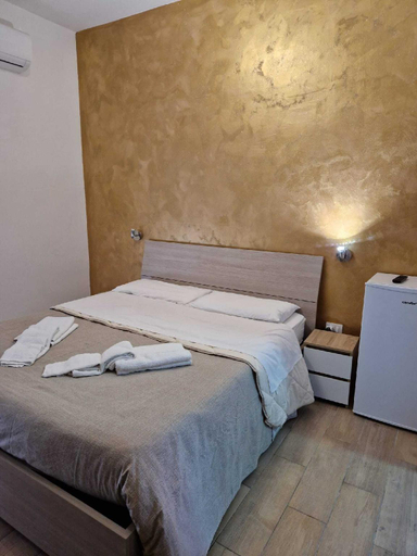 Others 3, B&B Pompeii Living Dream, Napoli