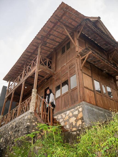 Others 2, Villa Watu kodok - Villa Located Close to The Beach, Gunung Kidul