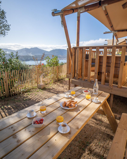 Food & Drinks 3, Residence Piatana, Corse-du-Sud