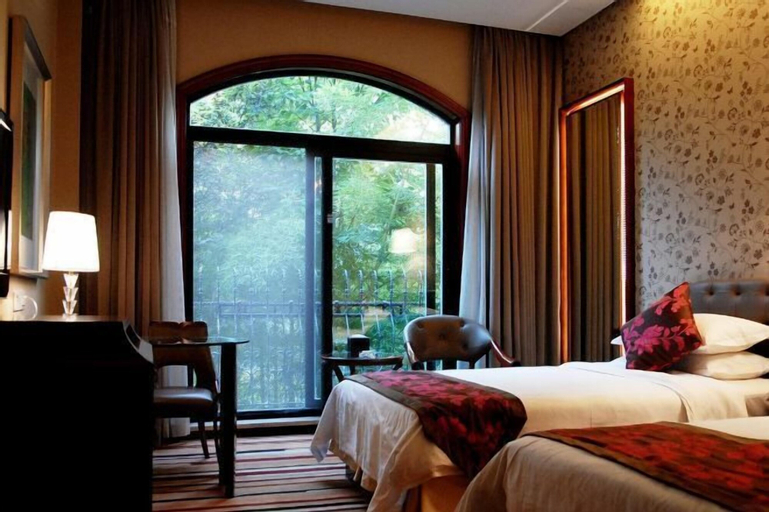 Bedroom 15