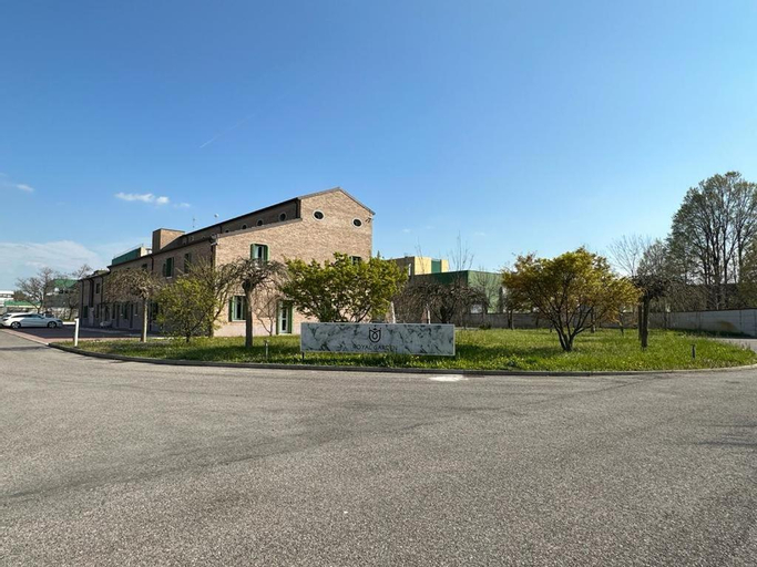 Royal Garden luxury rooms, Padua