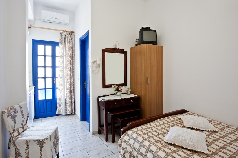 Bedroom 4, Ancient Thera Studios, South Aegean