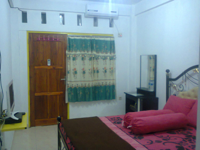 Bedroom 12