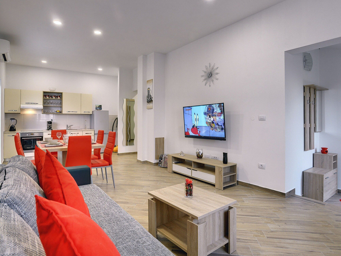 Others 5, Detached Modern Villa With Pool and Fenced Yard Near the Sea, Ližnjan