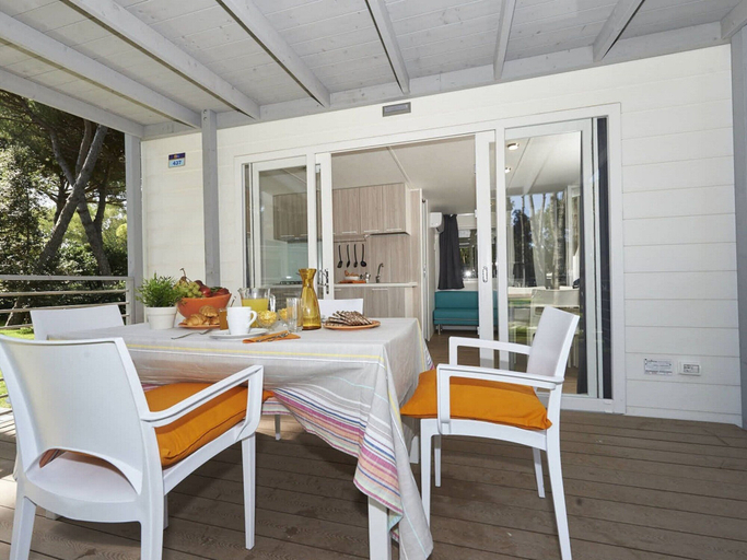 Others 5, Peaceful Chalet Escape, Caserta