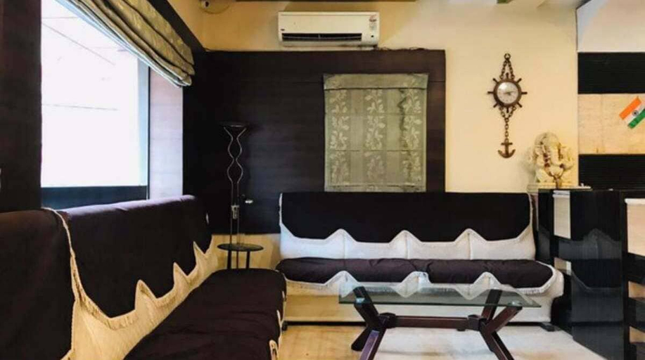 Others 5, Hotel Sundaram, Kaushambi