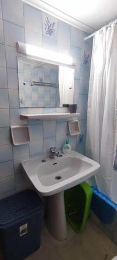 Bathroom 5, Anchialos seafront appartement, Thessaly