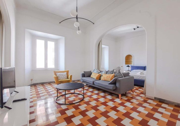 Others 5, Villa Borghese Large Apartment, Roma