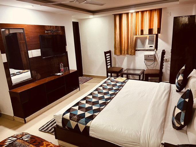 Bedroom 1, HOTEL DIAMOND STAR INN, West