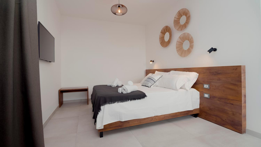 Bedroom 2, CIRERA SICILY, Syracuse