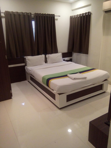 Others 4, Restr Inn, Nagpur