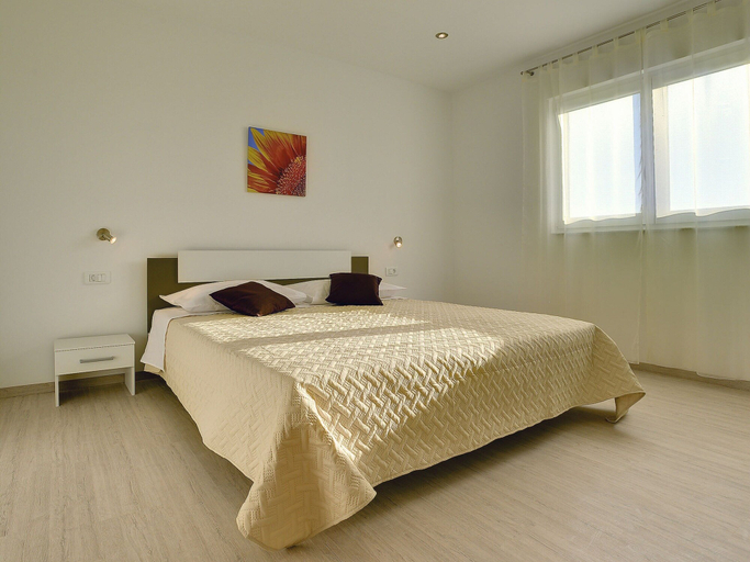 Bedroom 3, Comfortable House With Large Garden and Terrace, Near the Beach, Vodnjan