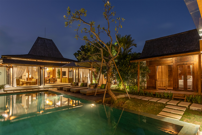 Sport & Beauty 1, Villa Sebelah - Near the Famous Bumbak Street and Canggu, Badung