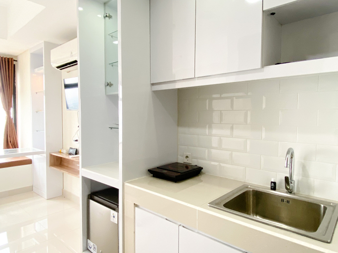 Others 4, Modern Look Studio at Pollux Chadstone Apartment By Travelio, Cikarang