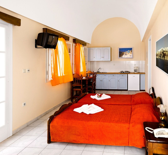 Bedroom 2, Dolphins Apartments, South Aegean