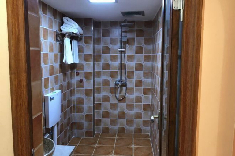 Bathroom 4, Shizhushanse Theme Garden Hotel, Chongqing