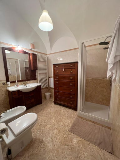 Bathroom, B&B Palazzo Lombardi, Foggia