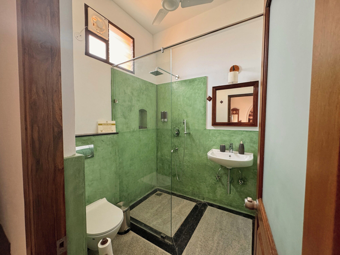 Bathroom 4, La Plage SeaView Suites, Puducherry