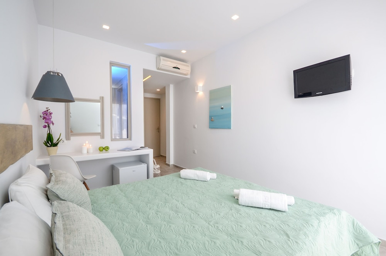 Bedroom 3, Argo, South Aegean