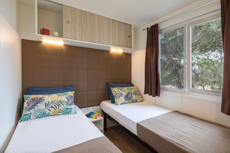 Bedroom 5, Camping Village Laguna Blu, Sassari