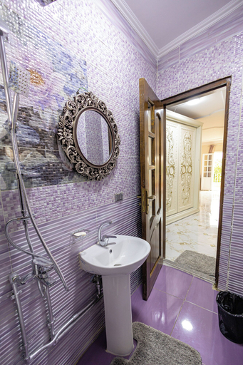 Bathroom 4, Queen of Pyramids Hotel, Al-Ahram