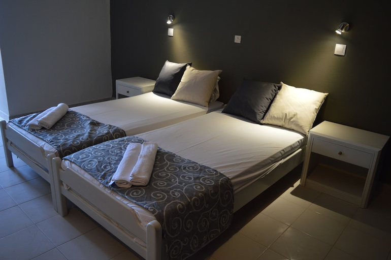 Bedroom 2, Alkyonides Hotel, South Aegean