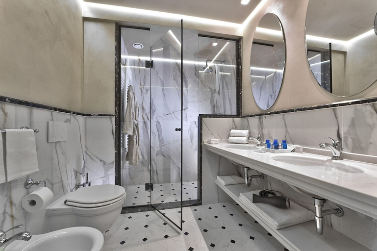 Bathroom 4, Hotel Premiere Abano Terme, Padua