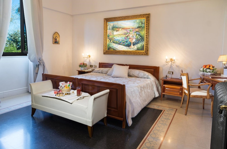 Bedroom 3, Hotel Terranobile Metaresort, Bari