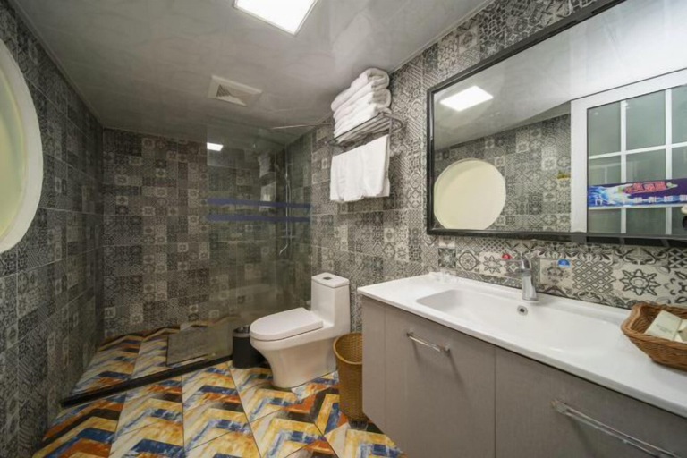 Bathroom 2, Mugen Town Residence, Chenzhou