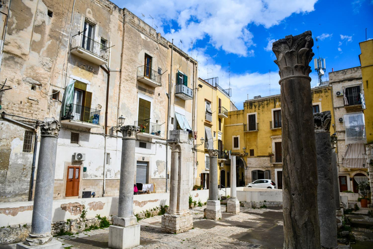 Others 3, Le Tre Meraviglie, Bari