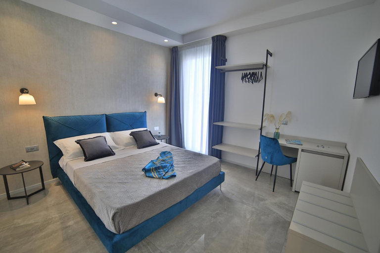 Others 2, Calaluna Rooms, Lecce