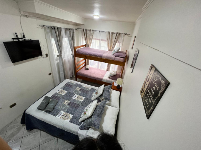 Others 4, Habitaciones en casa de alojamiento sector sur de Iquique, Chile, Iquique