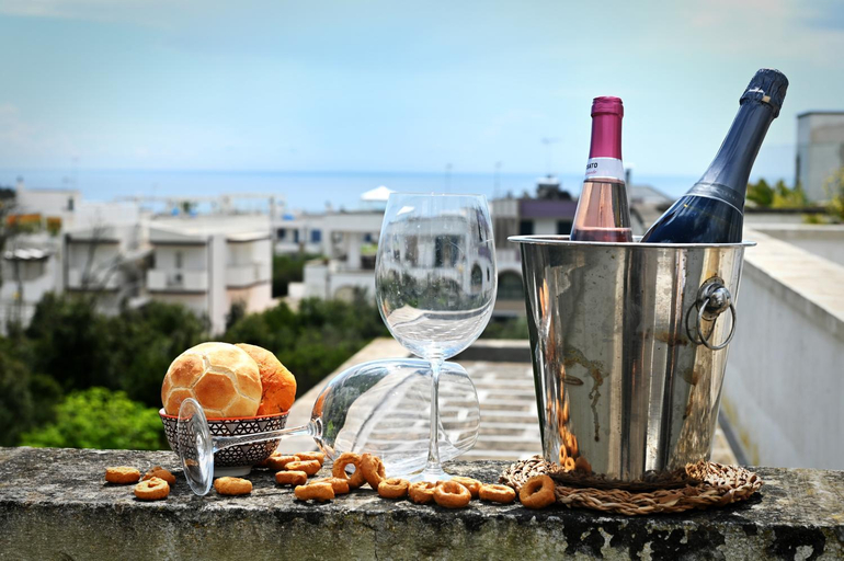Food & Drinks 4, Lupino House, Lecce