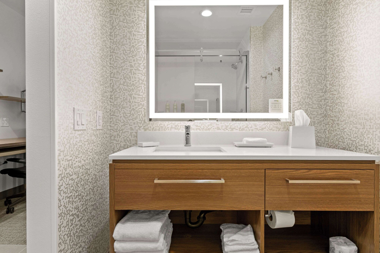 Bathroom 4, Home2 Suites by Hilton Phoenix Downtown, Maricopa