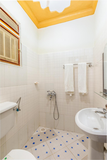 Bathroom 3, Airport Side Hotel Entebbe, Entebbe