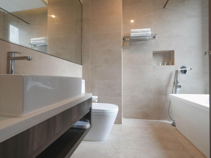 Bathroom 8