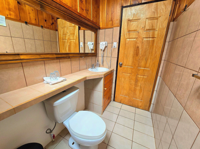 Bathroom 3, Hotel de Montaña Suria, Pérez Zeledón